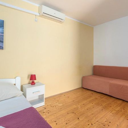 Apartments Stanko Fažana Buitenkant foto